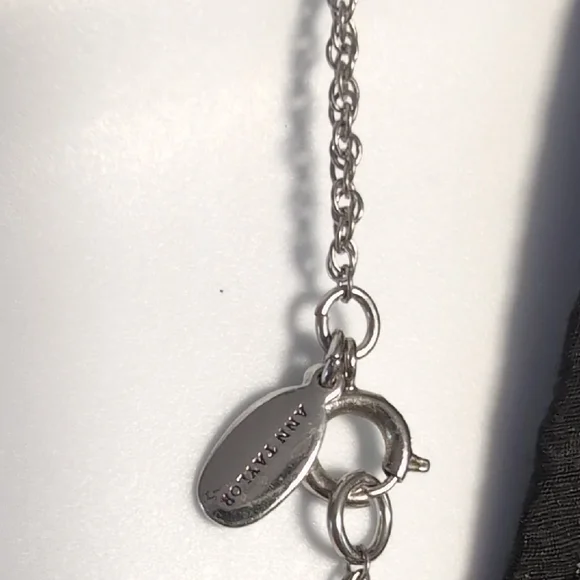 Ann Taylor Crystal Drop Necklace - Picture 8 of 9